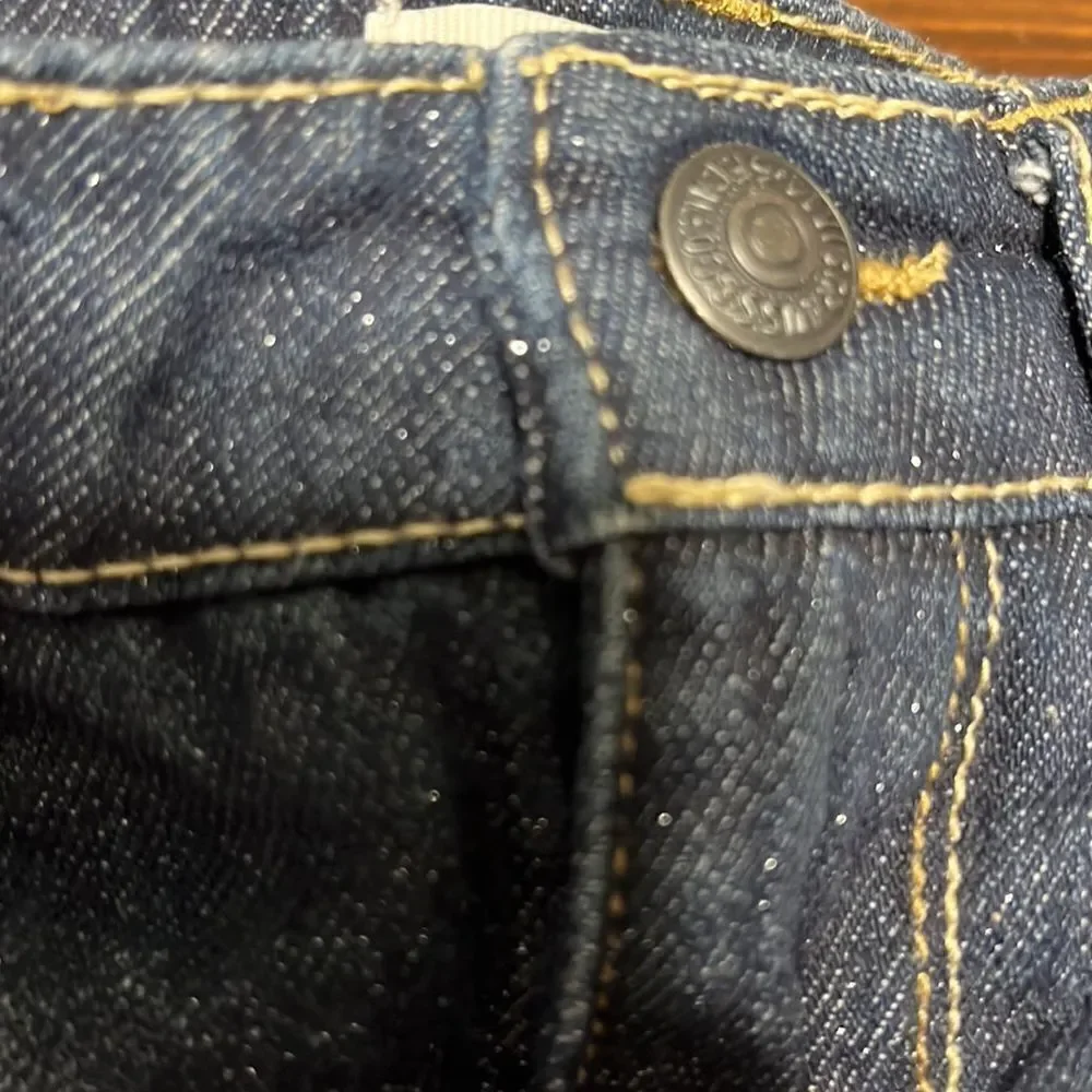 Levis size 2t